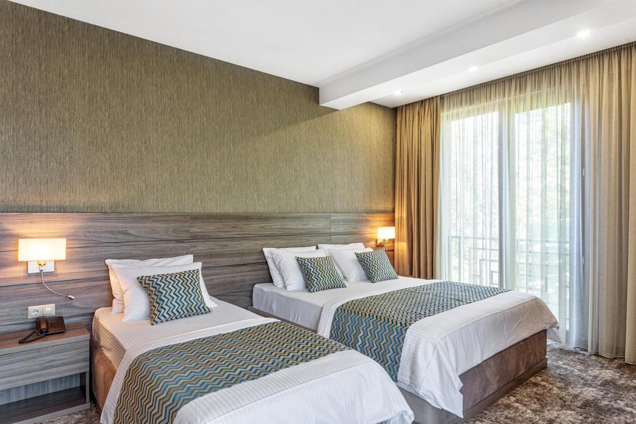 Vinum Hotel Тбилиси Экстерьер фото