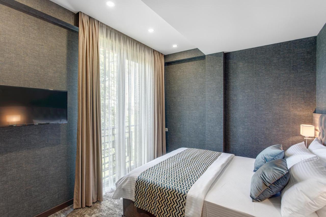 Vinum Hotel Тбилиси Экстерьер фото