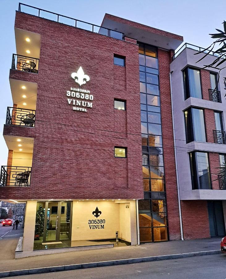 Vinum Hotel Тбилиси Экстерьер фото
