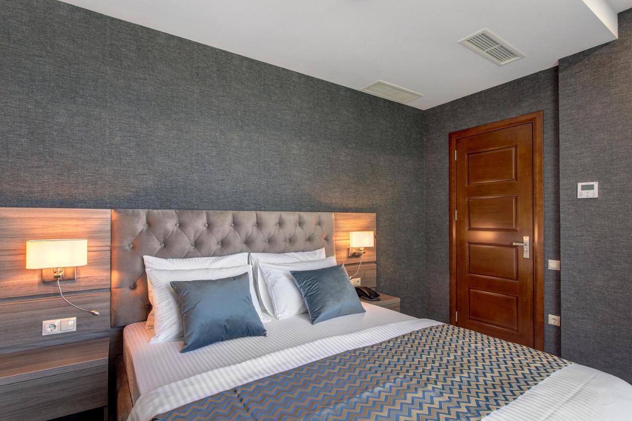 Vinum Hotel Тбилиси Экстерьер фото